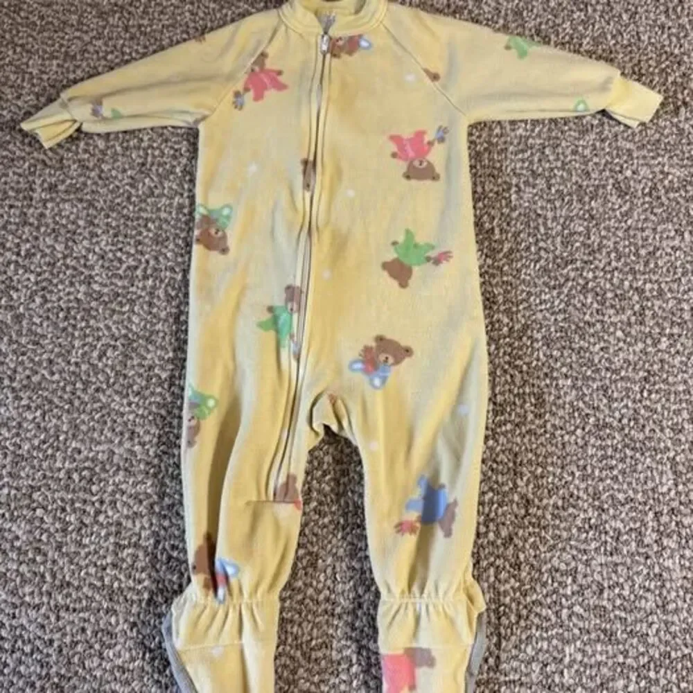 Vintage Carters Kids Fleece Footed Sleeper Yellow Teddy Bear Print 12M